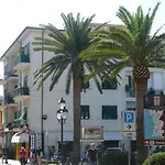 Vista Mare 4* 포르투 아주로