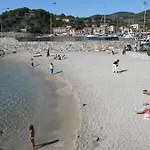 Vista Mare Bed & Breakfast 4*